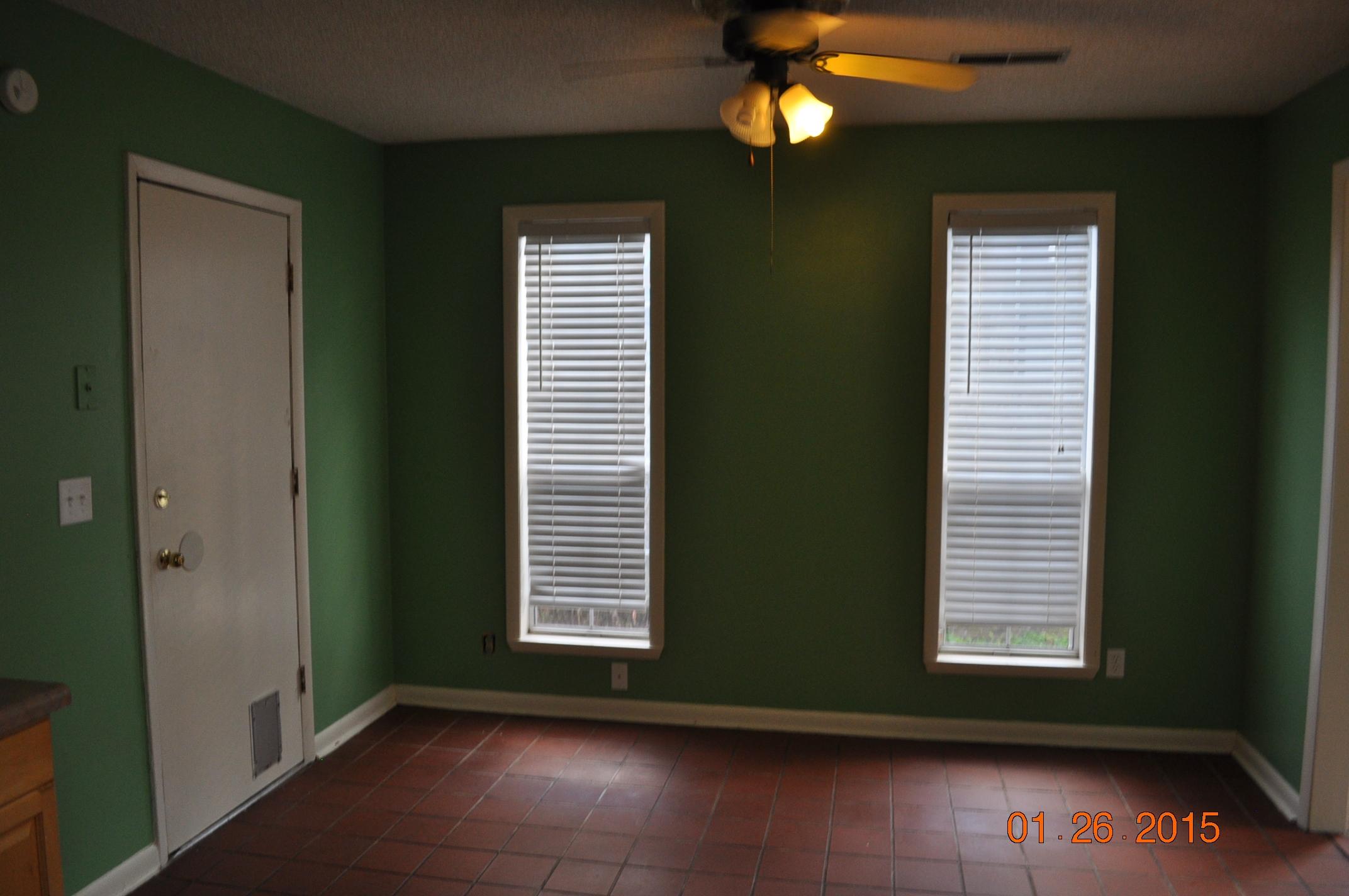 517 Temple Road Ladson, SC 29456 - Photo 5 of 10 Breakfast area