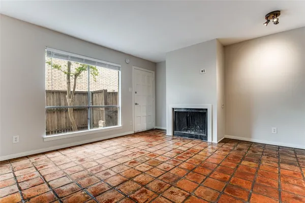 $155,000 | 2702 Douglas Avenue, Unit 143, Dallas, TX 75219