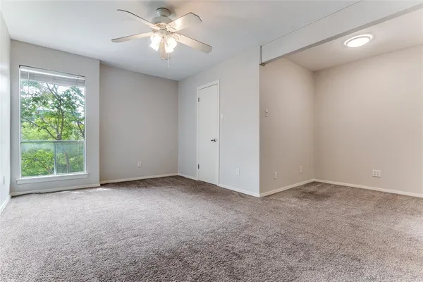 $155,000 | 2702 Douglas Avenue, Unit 143, Dallas, TX 75219