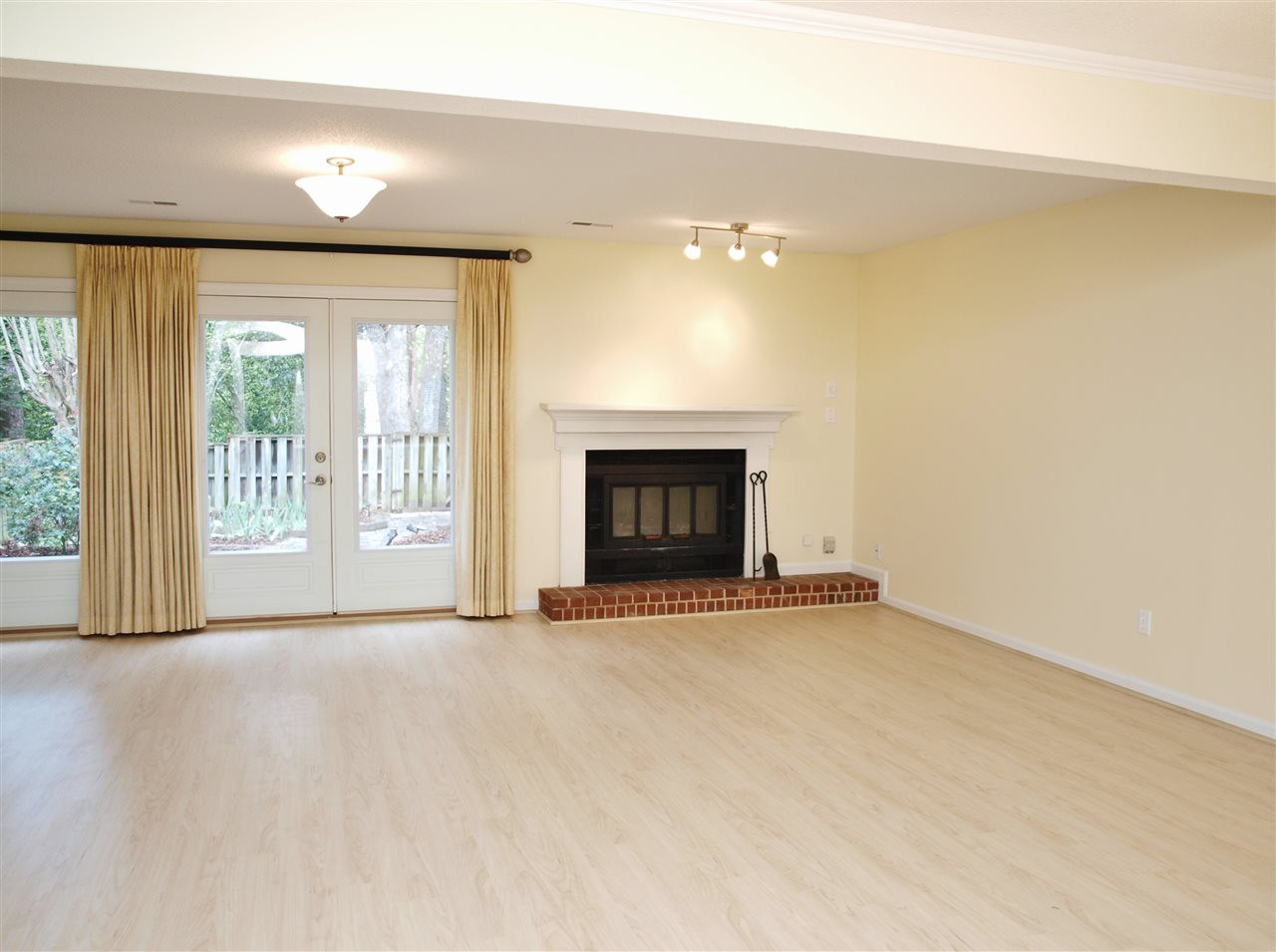 1533 Edgeside Court Raleigh, NC 27609 - Photo 7 of 22 Photo 7