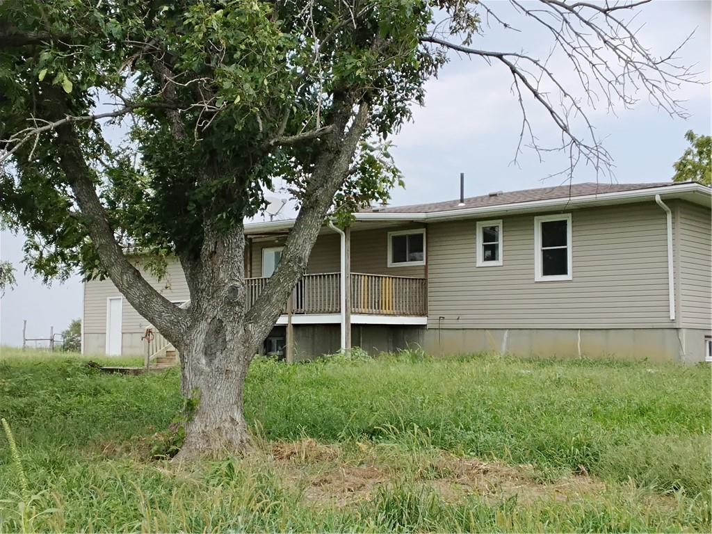 1782 California Road Pomona, KS 66076 - Photo 2 of 24 Gallery Image 2