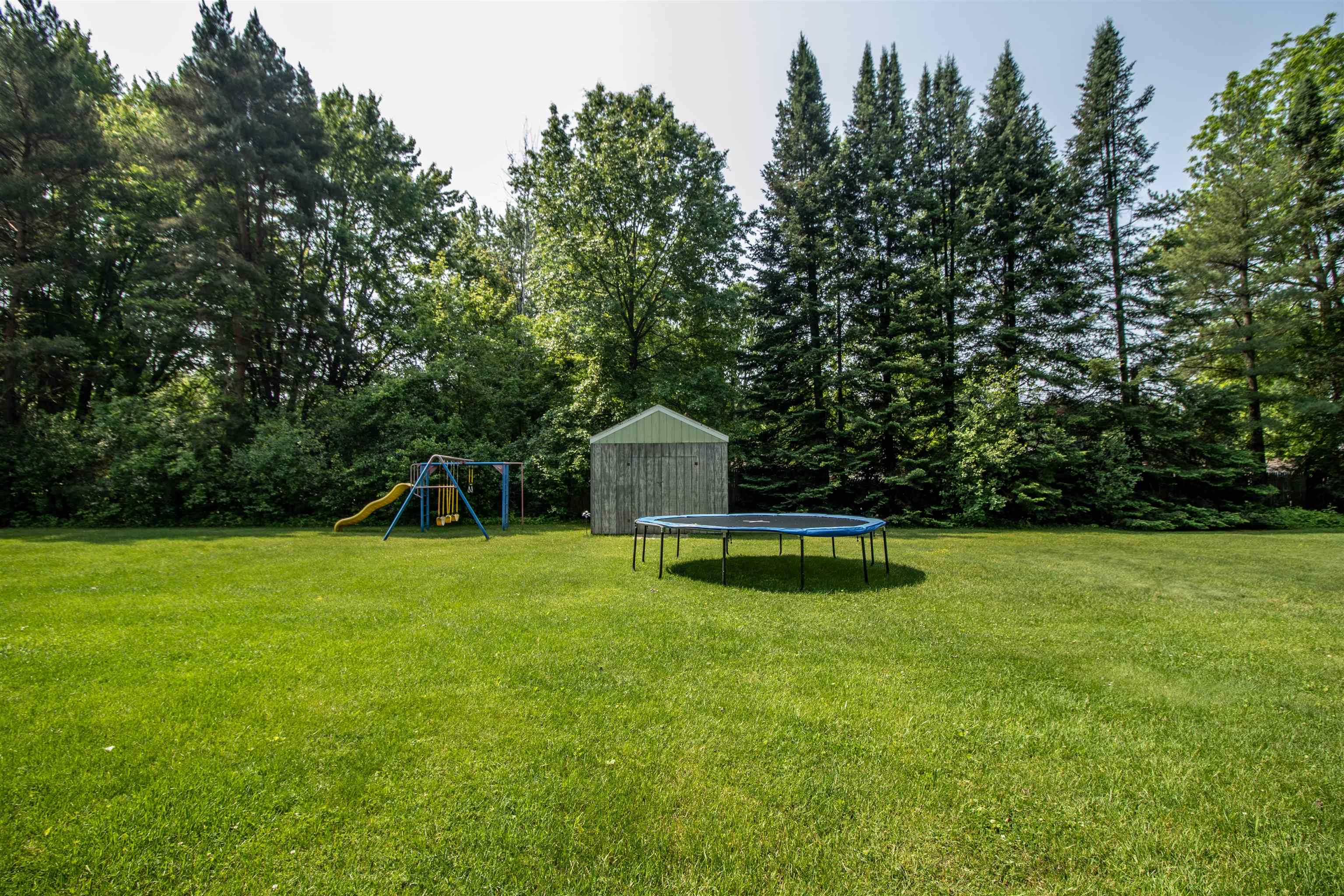 7070 Quain Road Birch Run, MI 48415 - Photo 7 of 28