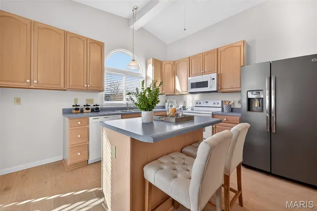 $439,900 | 618 Kerryton Pl Circle, Ellisville, MO 63021