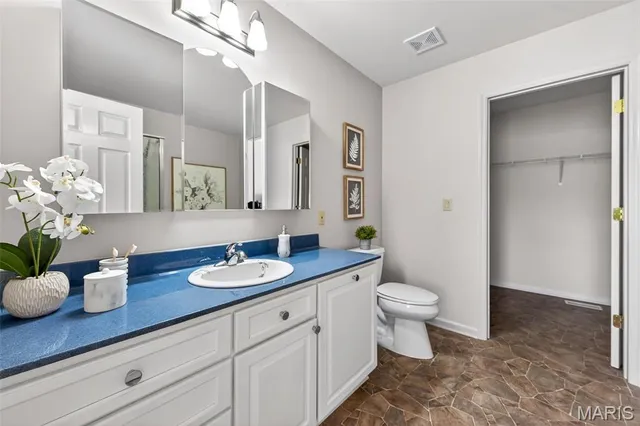 $439,900 | 618 Kerryton Pl Circle, Ellisville, MO 63021