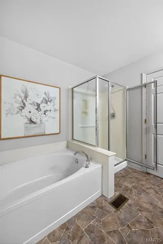 $439,900 | 618 Kerryton Pl Circle, Ellisville, MO 63021