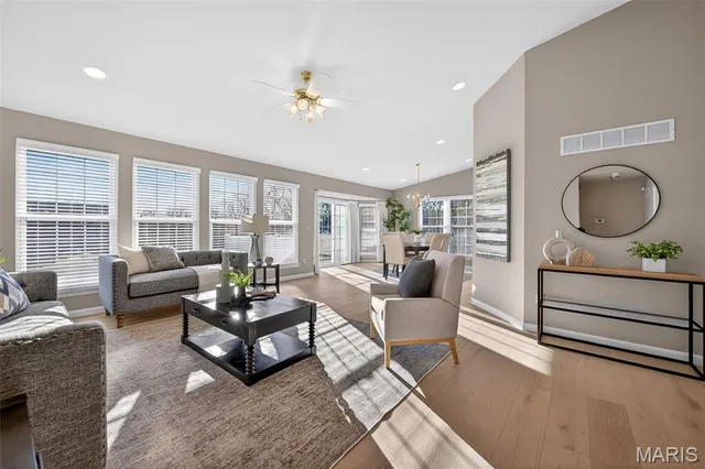 $439,900 | 618 Kerryton Pl Circle, Ellisville, MO 63021