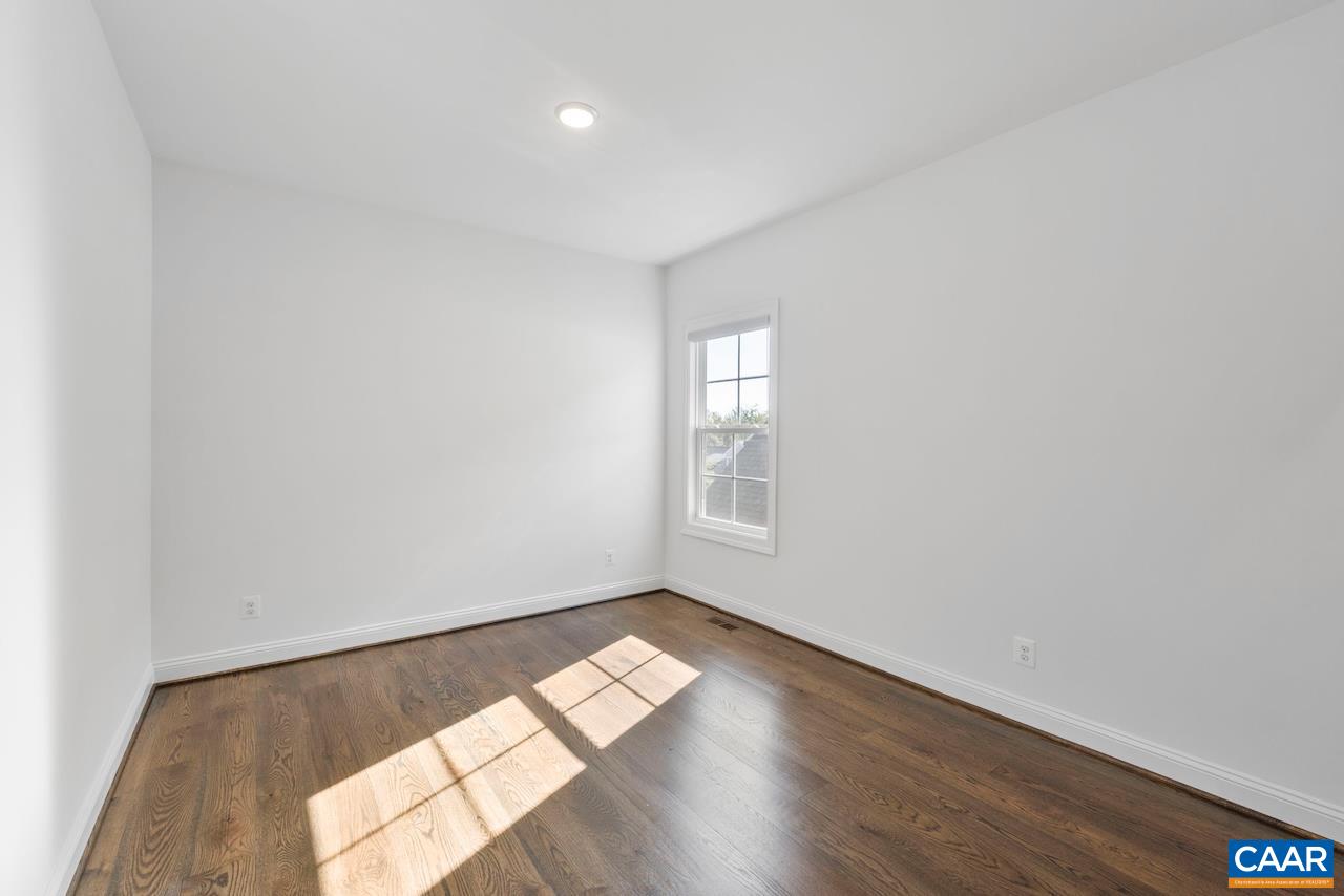 1160 Colbert Street Charlottesville, VA 22901 - Photo 22 of 36