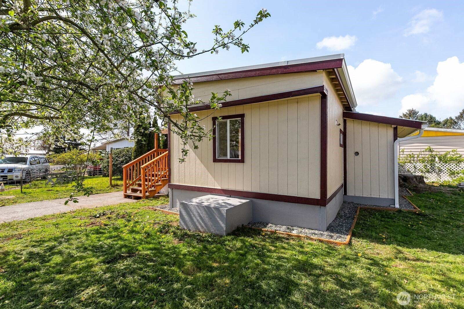 2392 Douglas Road, Unit 19 Ferndale, WA 98248 - Photo 2 of 25