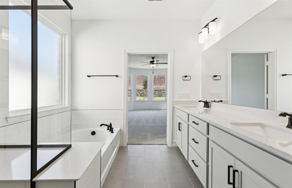 4901 Ripley Avenue Celina, TX 75009 - Photo 14 of 21 Owner's full bathtub & shower combo