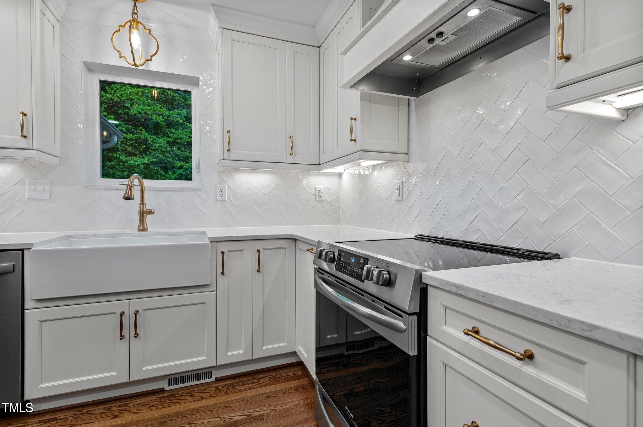 8700 Kings Mill Place Raleigh, NC 27615 - Photo 26 of 74 29-web-or-mls-DSC_2062