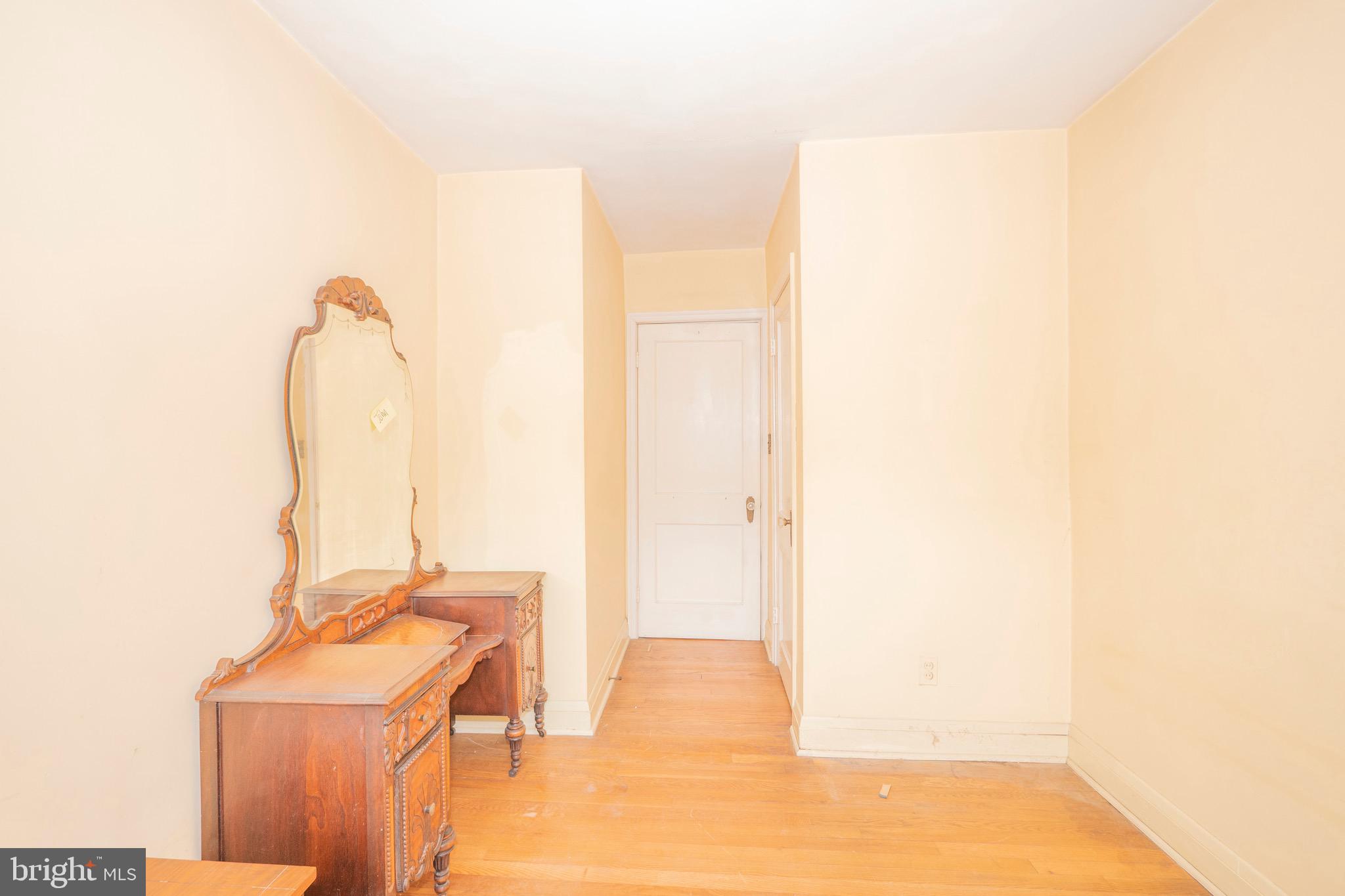 246 Mallow Hill Road Baltimore, MD 21229 - Photo 12 of 30