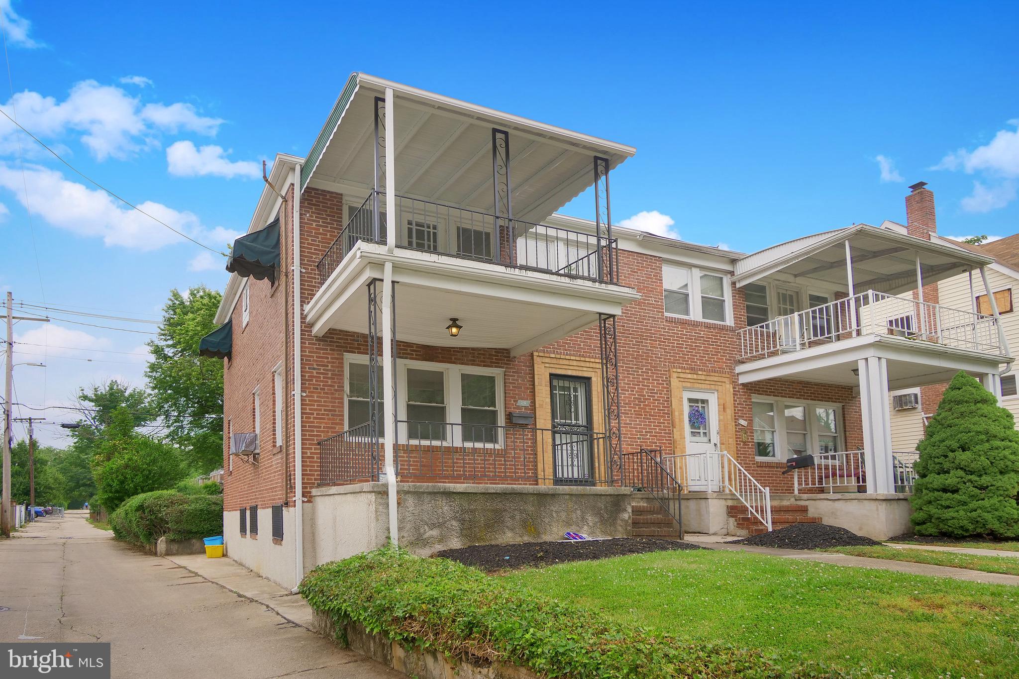 246 Mallow Hill Road Baltimore, MD 21229 - Photo 3 of 30