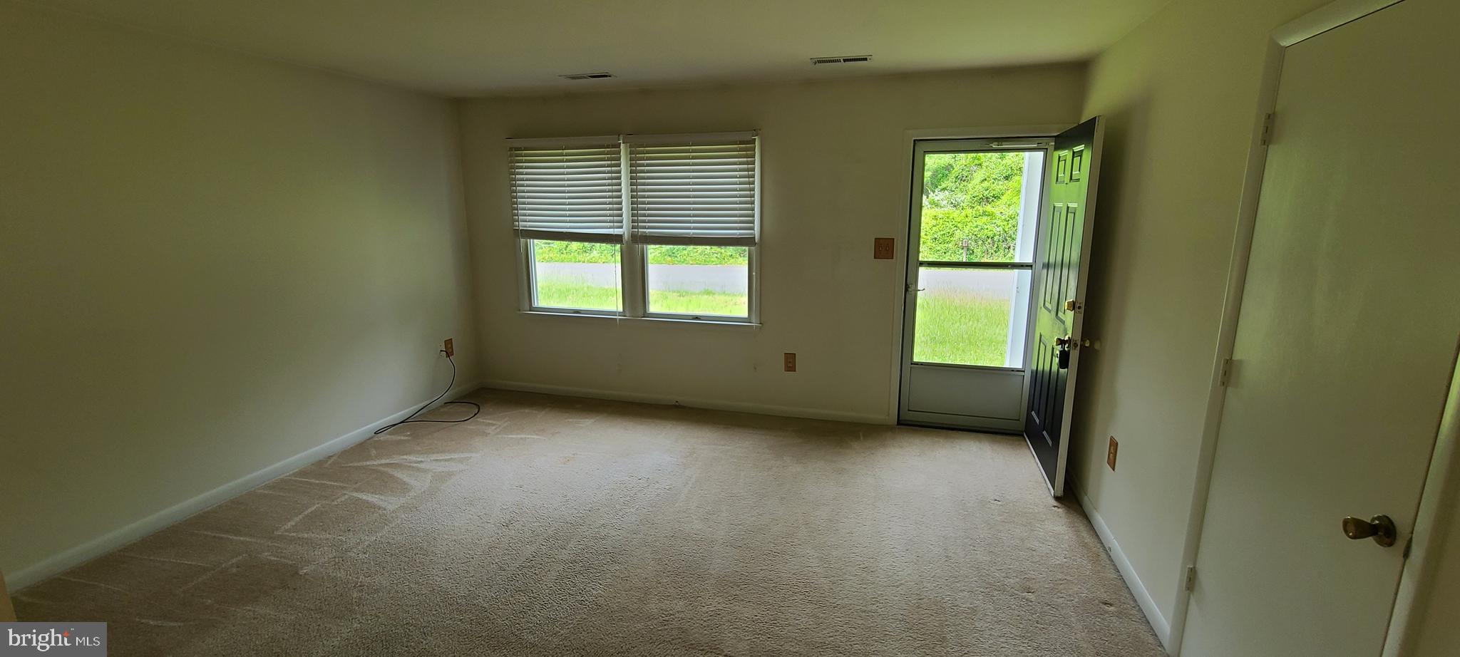 7449 Carver Road Gainesville, VA 20155 - Photo 16 of 41 Gallery Image 16