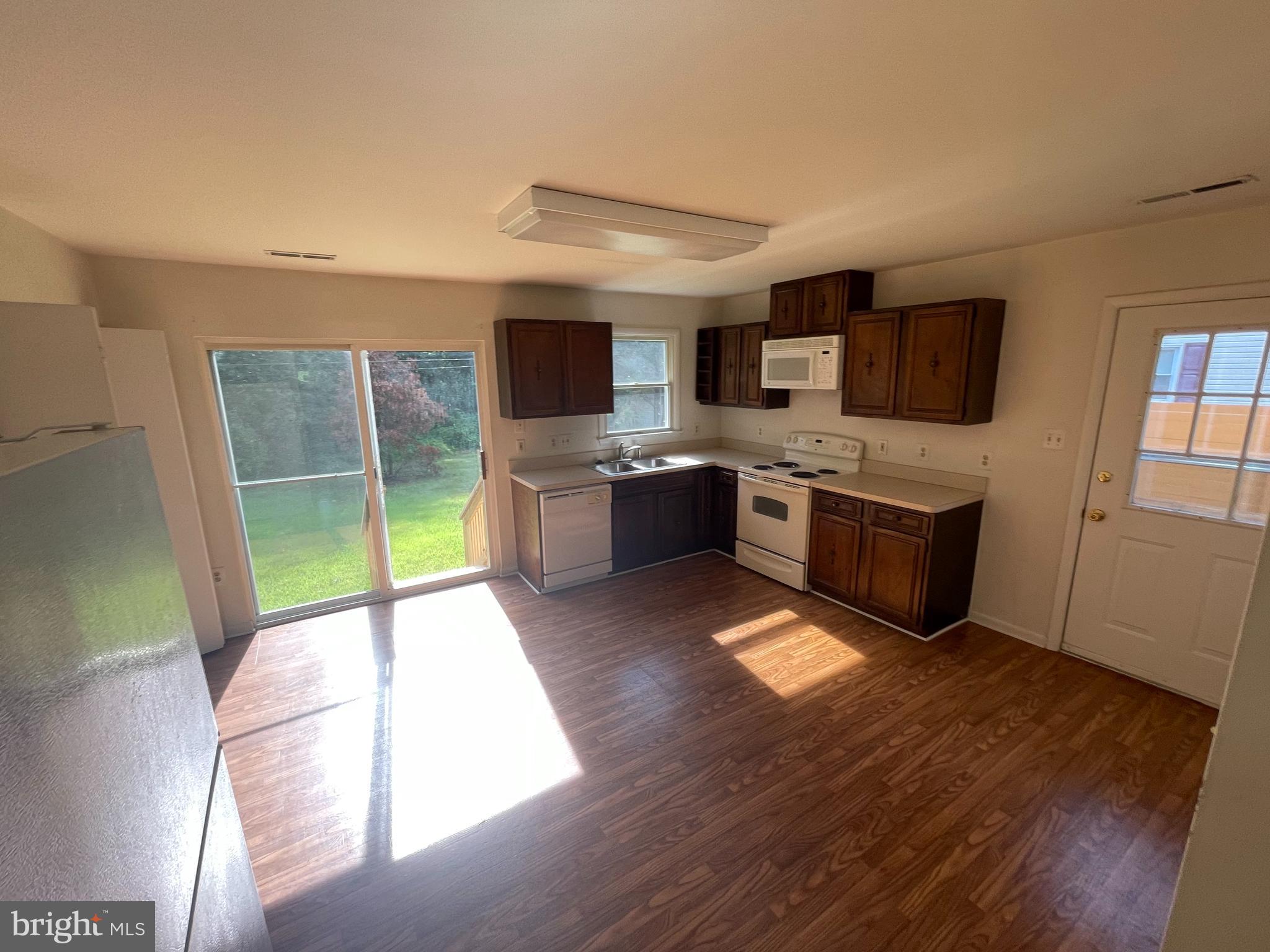 7449 Carver Road Gainesville, VA 20155 - Photo 18 of 41 Gallery Image 18