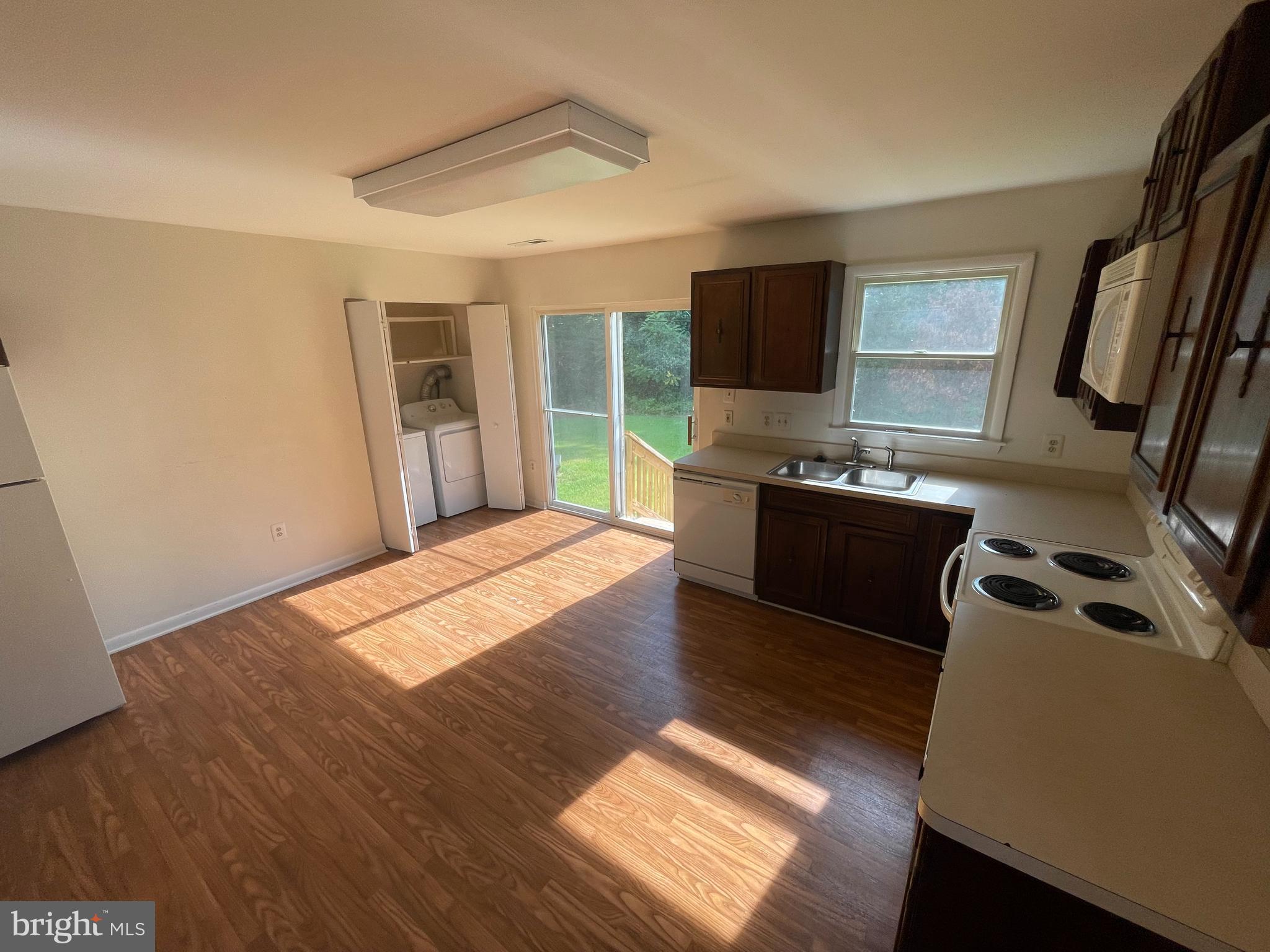 7449 Carver Road Gainesville, VA 20155 - Photo 19 of 41 Gallery Image 19