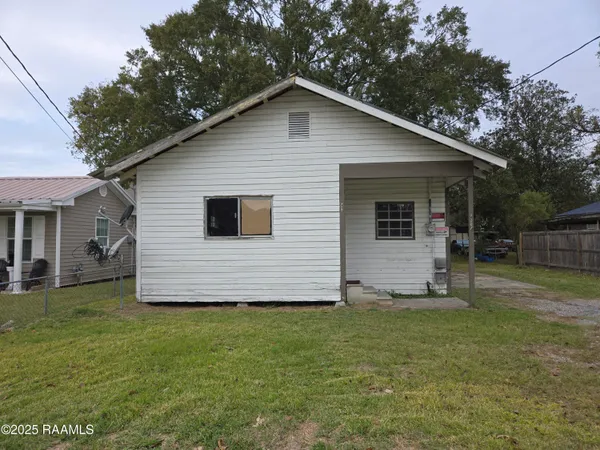$64,800 | 1302 Walton Street, New Iberia, LA 70560