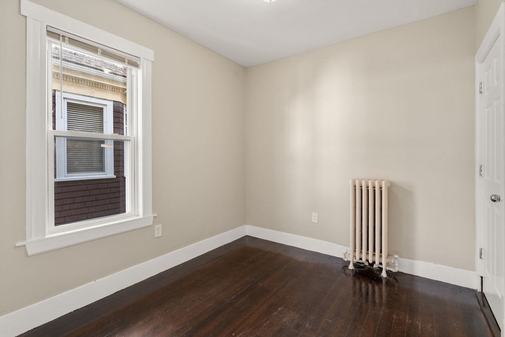 16 Kerwin Street Boston, MA 02124 - Photo 14 of 20