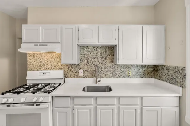 $1,025,000 | 16 Kerwin Street, Boston, MA 02124