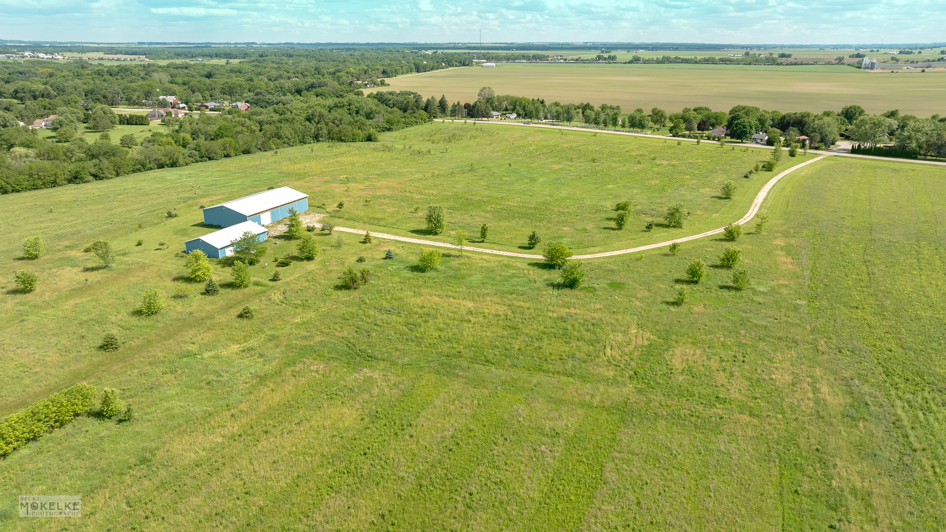 17551 Frazier Road Sandwich, IL 60548 - Photo 1 of 21 a view of a field with an ocean