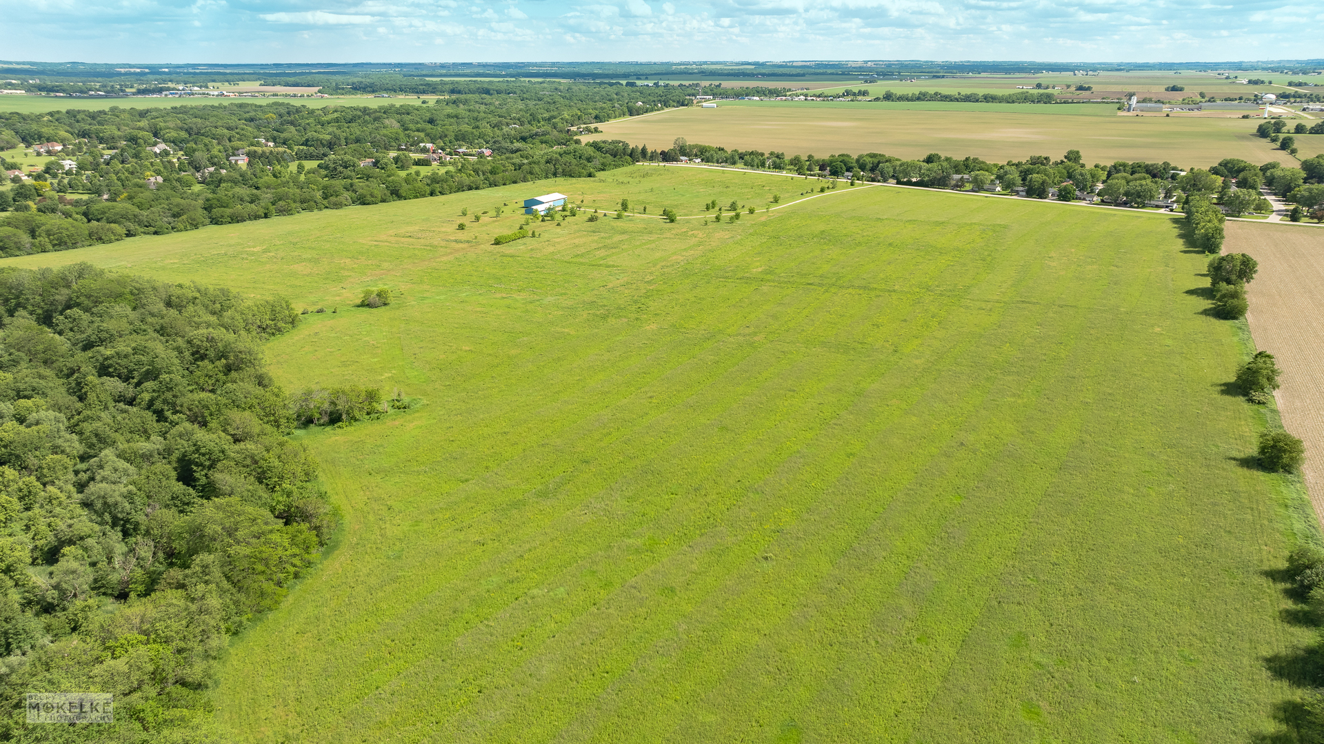 17551 Frazier Road Sandwich, IL 60548 - Photo 2 of 21 a view of an ocean from a balcony