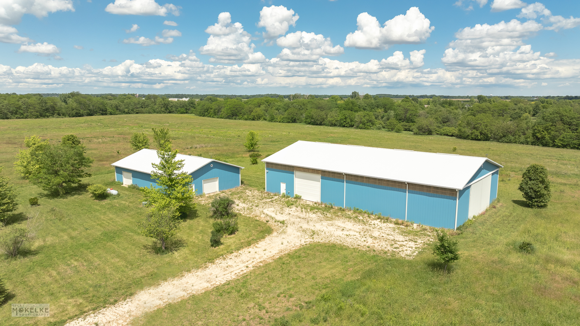 17551 Frazier Road Sandwich, IL 60548 - Photo 7 of 21 a view of a house with a yard