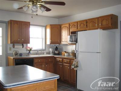7755 Stow Road Fowlerville, MI 48836 - Photo 2 of 18 20226054-1.JPG