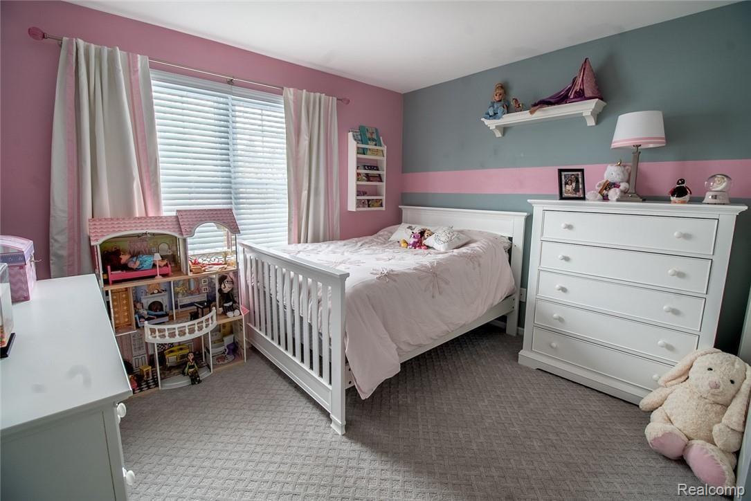 594 Whitney Drive Rochester, MI 48307 - Photo 14 of 27 DSC08383-HDR.jpg