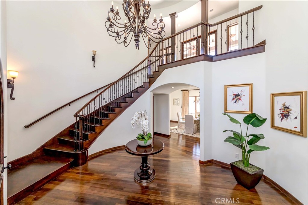 950 Old Mill Road Pasadena, CA 91108 - Photo 4 of 42 a view of entryway and hall with wooden floor
