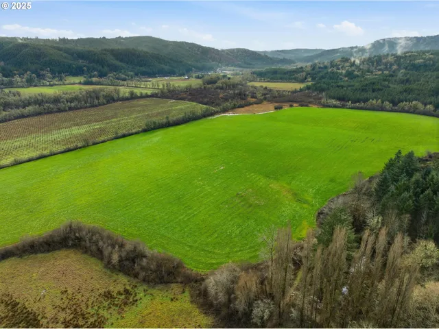 $2,799,900 | 26601 Thomson Mill Road, Sheridan, OR 97378