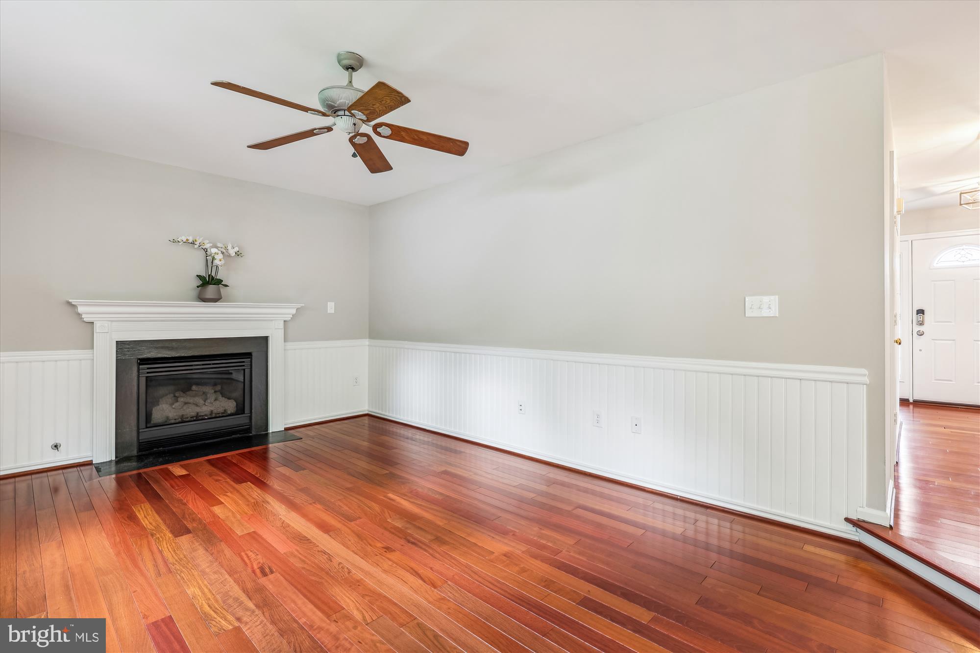 7100 Dudrow Court Springfield, VA 22150 - Photo 15 of 68 FamilyRoom