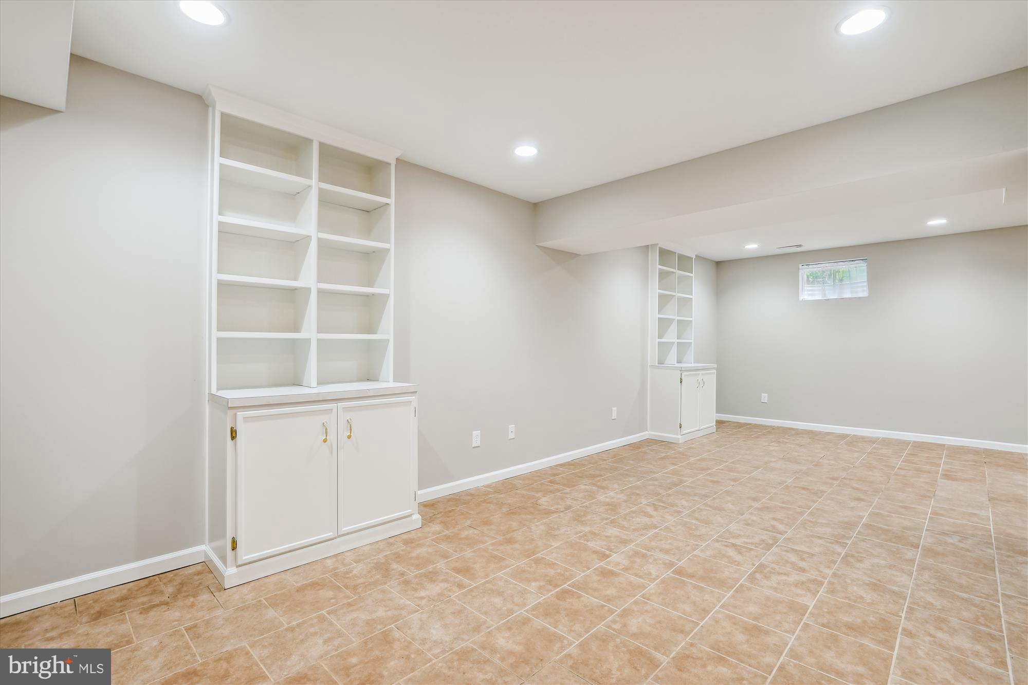 7100 Dudrow Court Springfield, VA 22150 - Photo 34 of 68 Recreation Room
