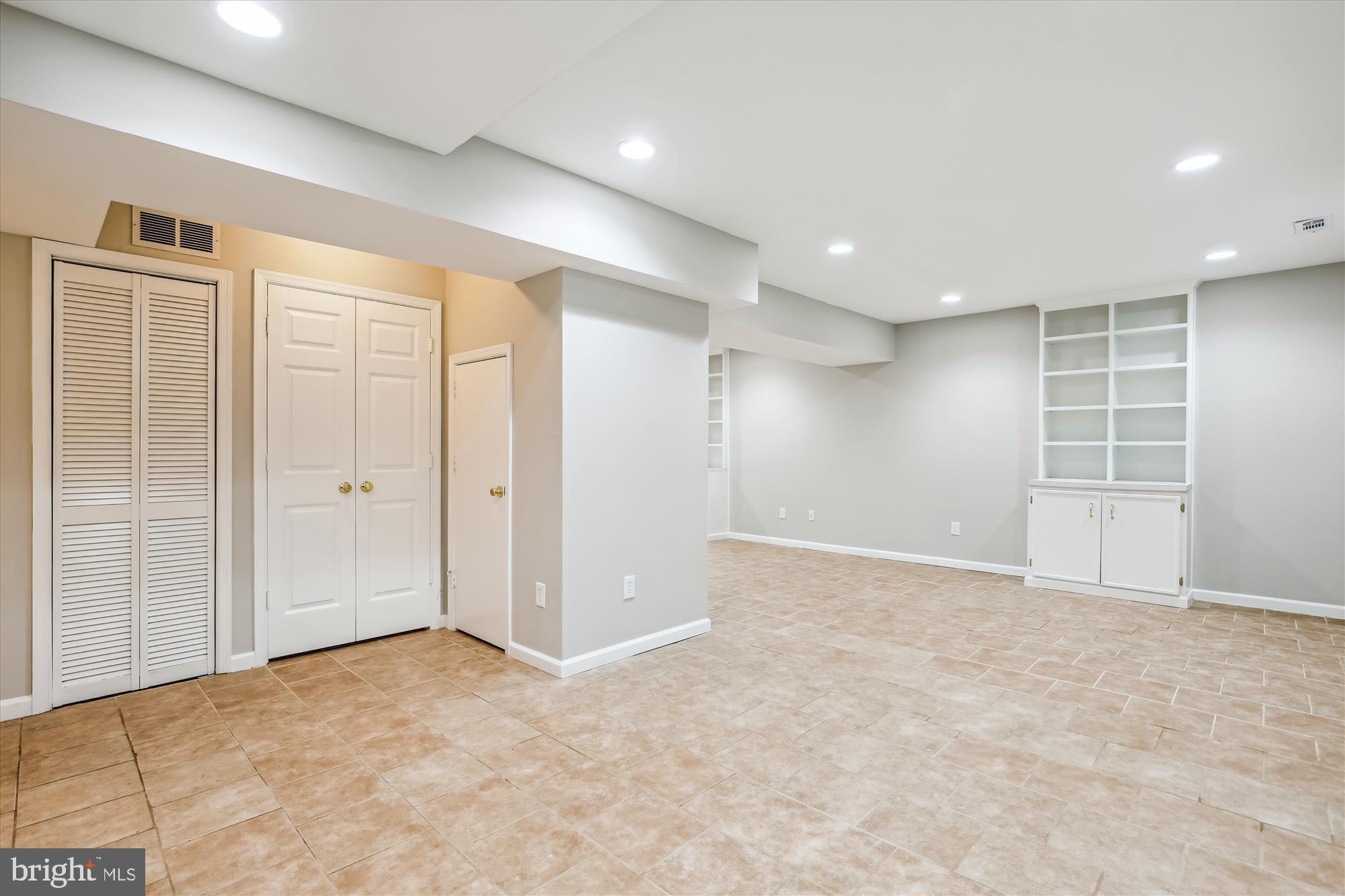 7100 Dudrow Court Springfield, VA 22150 - Photo 35 of 68 Recreation Room