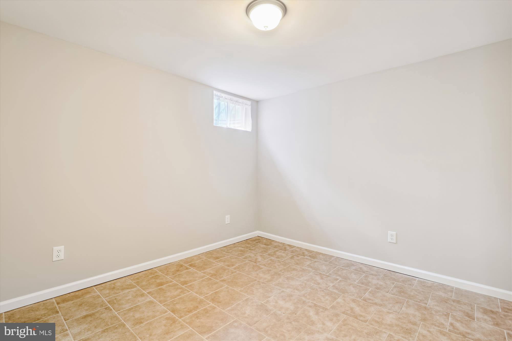 7100 Dudrow Court Springfield, VA 22150 - Photo 36 of 68 Den