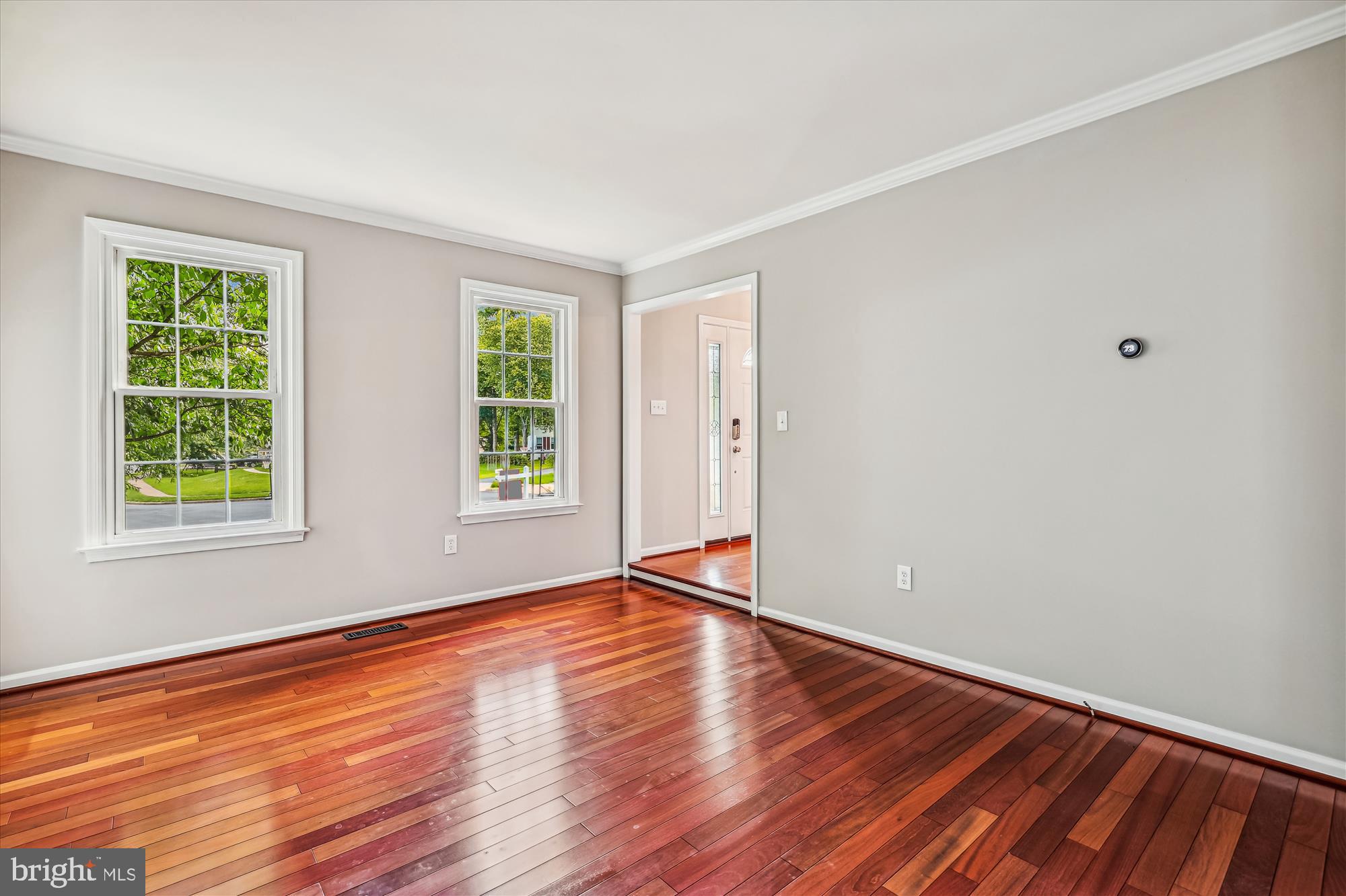 7100 Dudrow Court Springfield, VA 22150 - Photo 4 of 68 Living Room