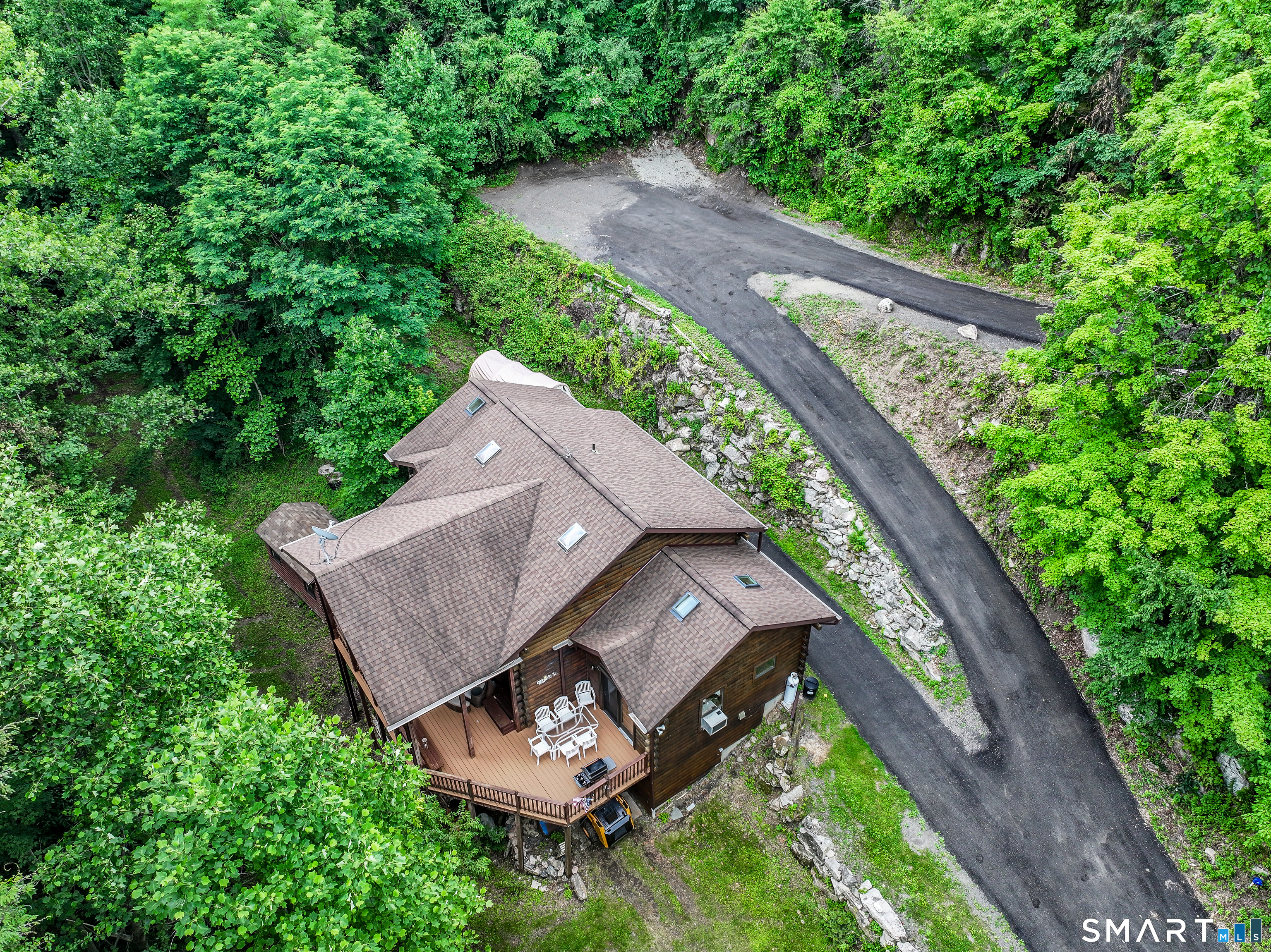 48 Pleasant Rise Extension Brookfield, CT 06804 - Photo 25 of 38 Gallery Image 25