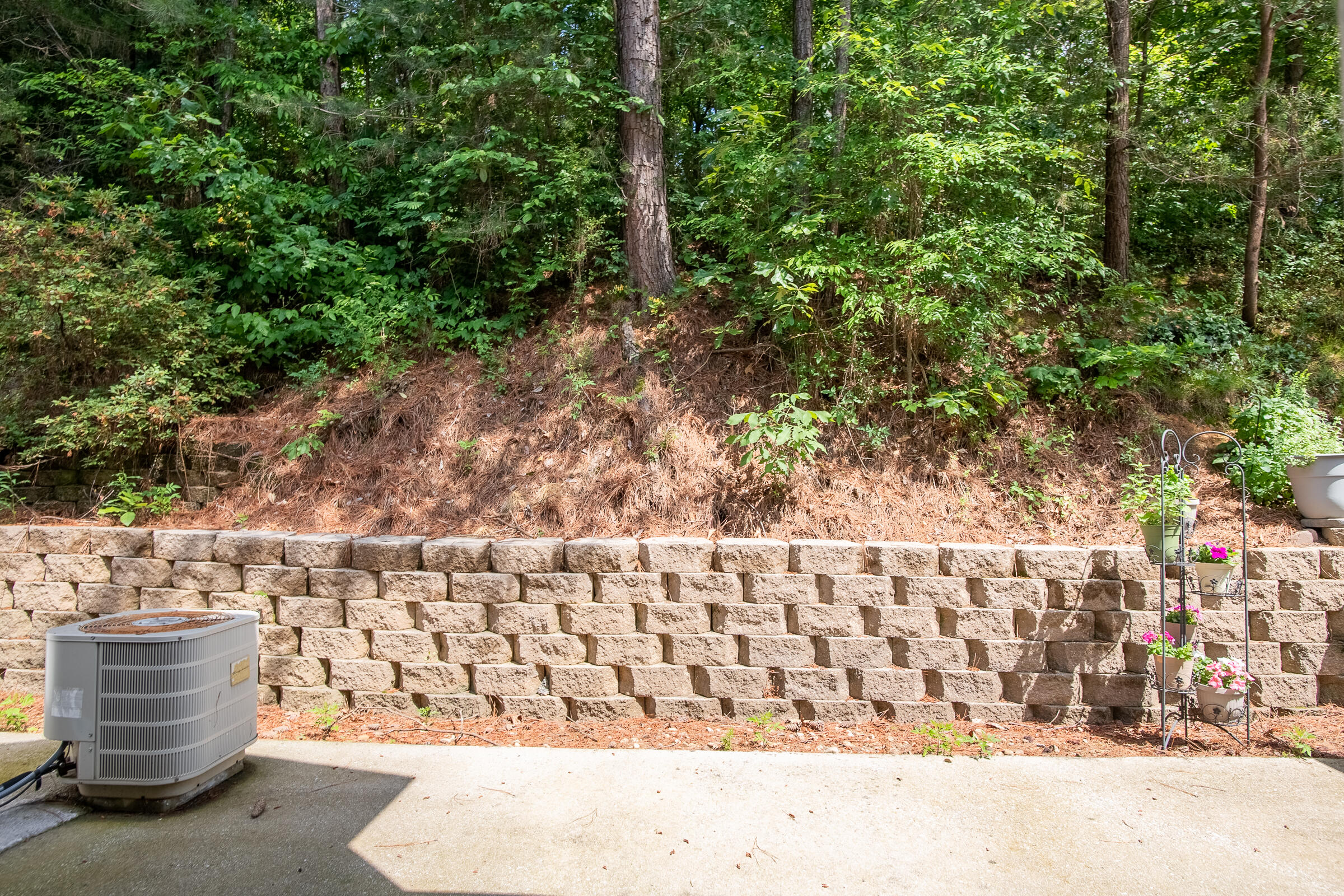 7516 Noah Reid Road, Unit 9 Chattanooga, TN 37416 - Photo 27 of 32 Patio
