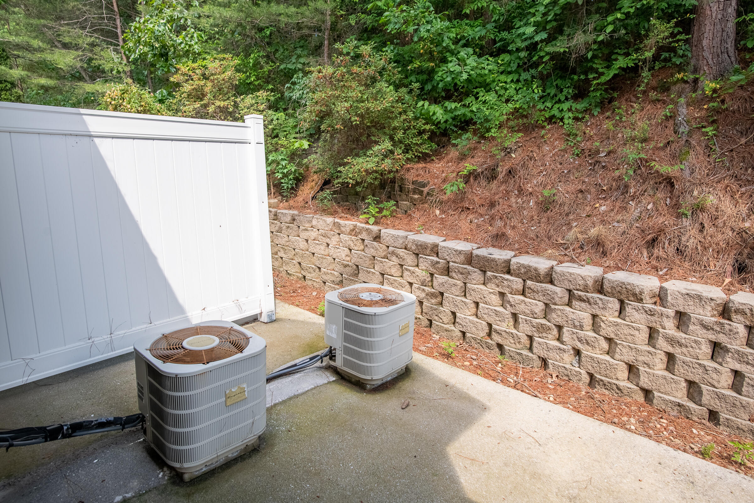 7516 Noah Reid Road, Unit 9 Chattanooga, TN 37416 - Photo 29 of 32 Noah Reid Rd