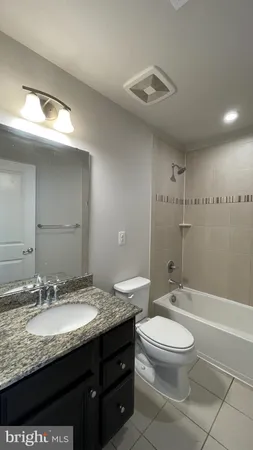 $2,400 | 407 Streamview Drive, Fredericksburg, VA 22405