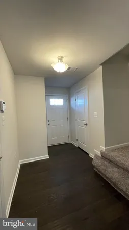 $2,400 | 407 Streamview Drive, Fredericksburg, VA 22405