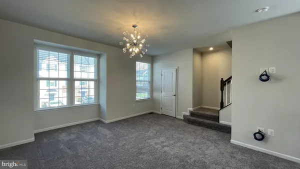 $2,400 | 407 Streamview Drive, Fredericksburg, VA 22405