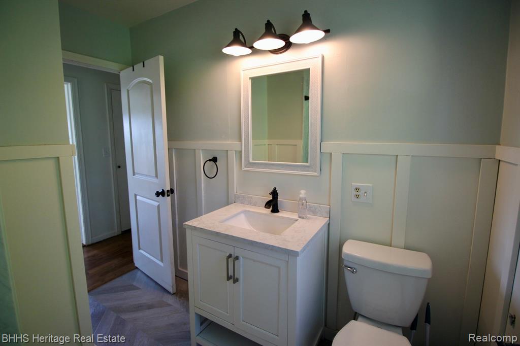 4201 North Burkhart Road Howell, MI 48855 - Photo 13 of 42