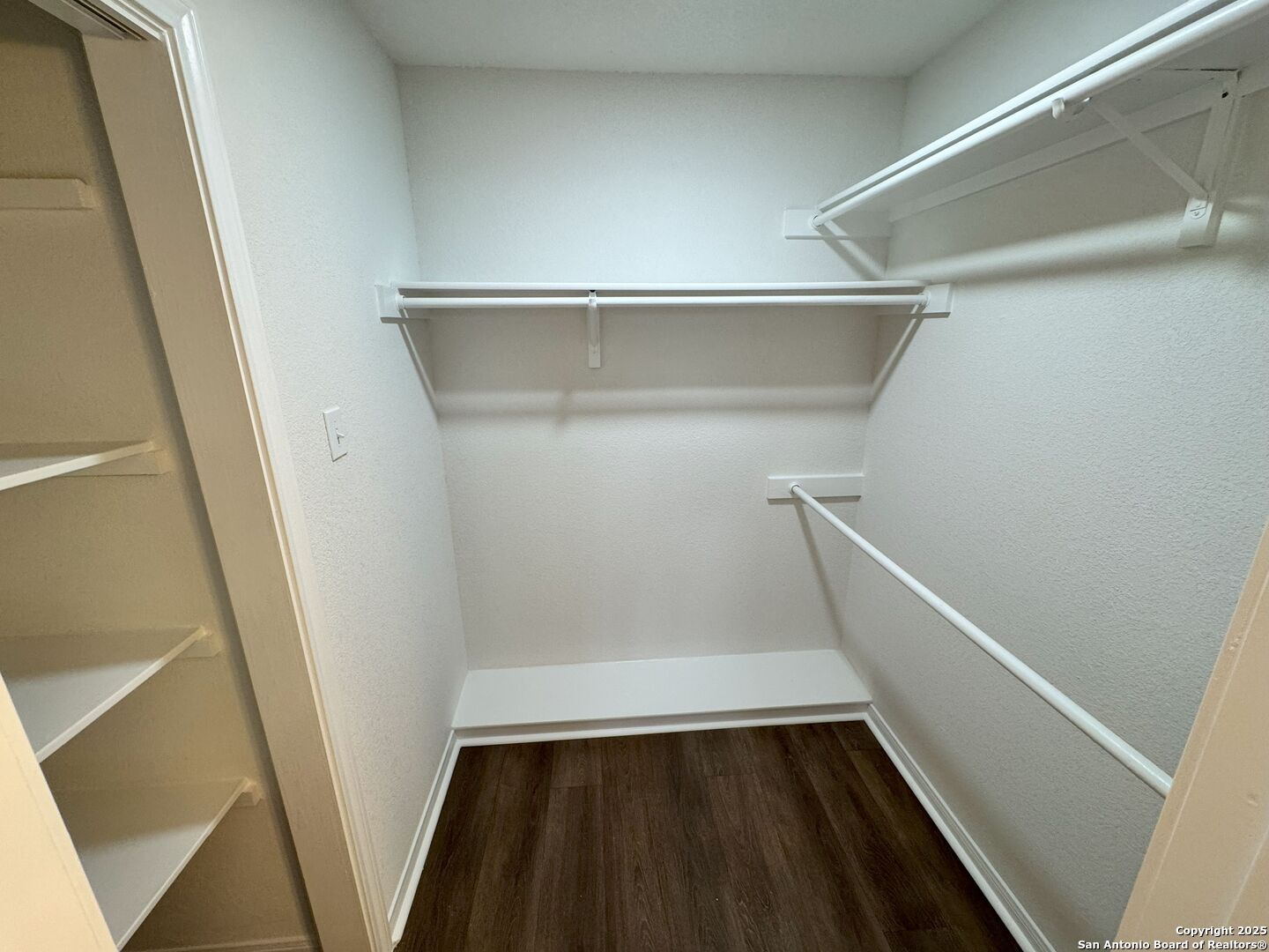 136 Lk Vw Terrace Three Rivers, TX 78071 - Photo 14 of 20 a view of walk in closet