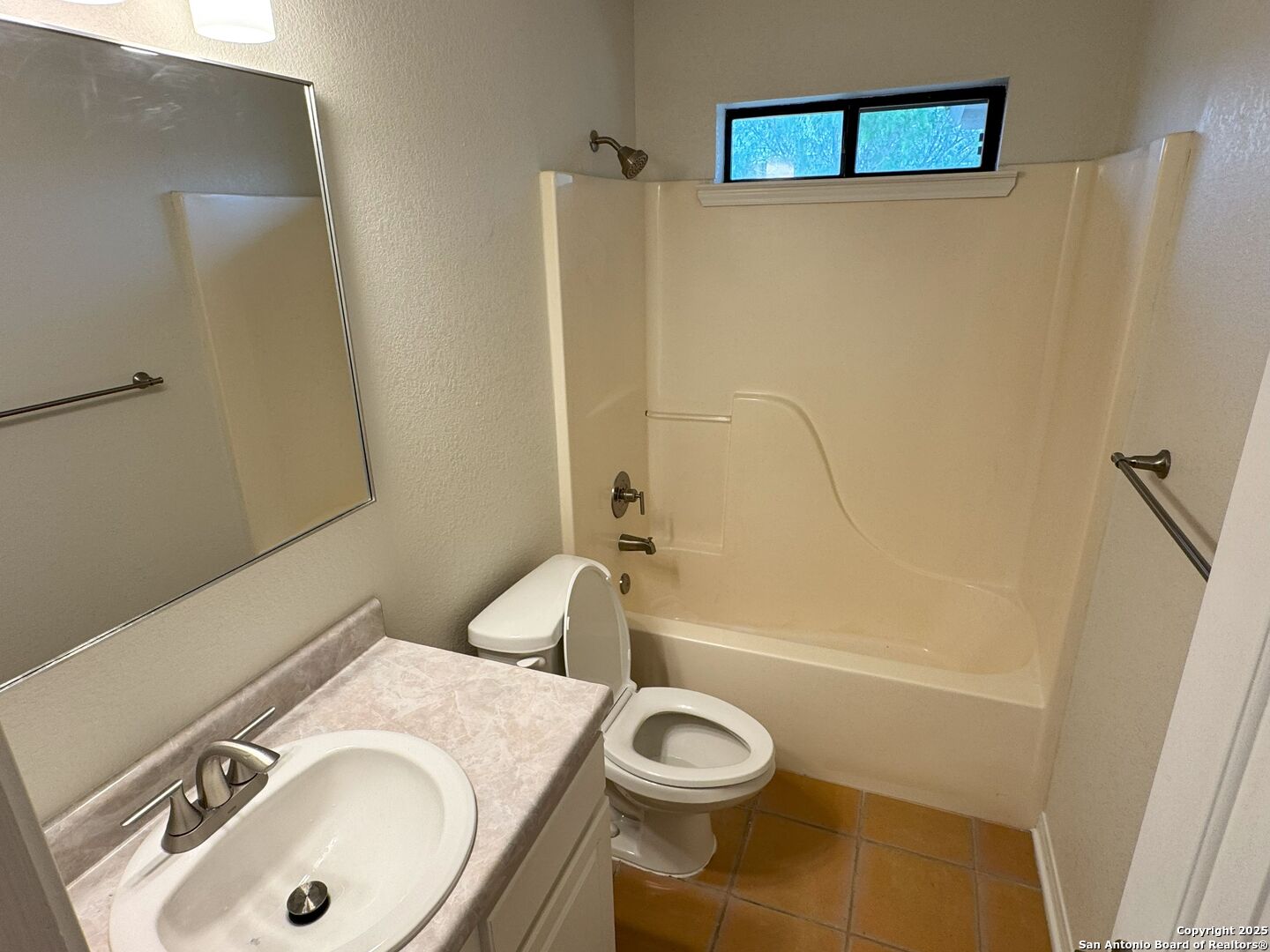 136 Lk Vw Terrace Three Rivers, TX 78071 - Photo 10 of 20 a bathroom with a sink and a toilet