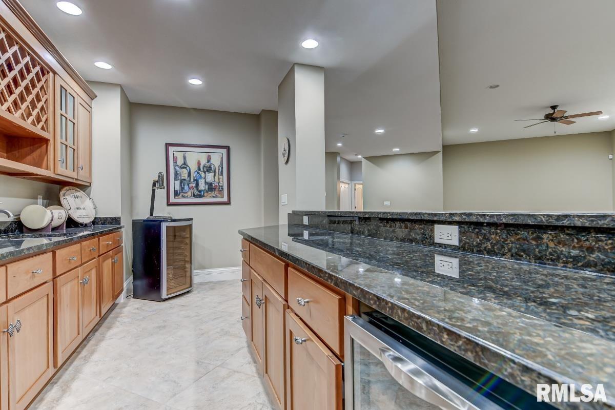 3505 Embassy Drive Springfield, IL 62711 - Photo 37 of 50