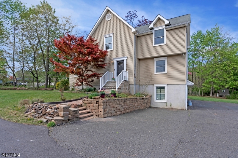 1939 Fieldstone Road Bridgewater, NJ 08836 - Photo 2 of 35