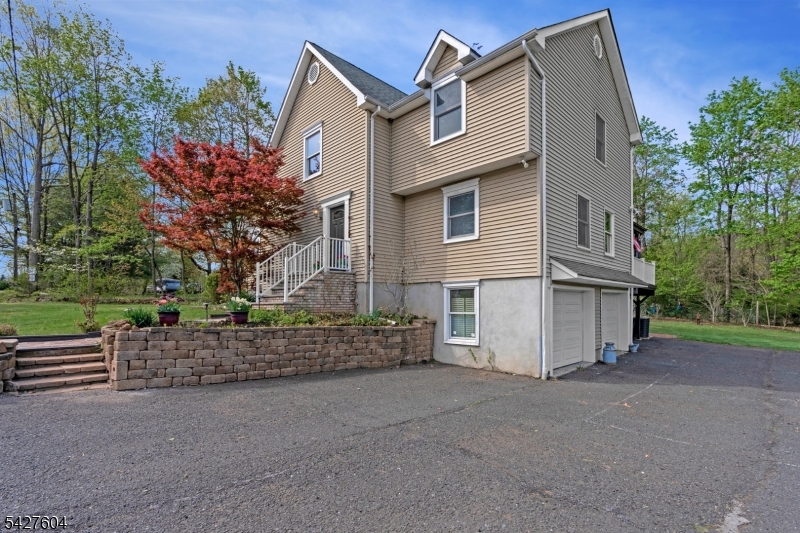1939 Fieldstone Road Bridgewater, NJ 08836 - Photo 3 of 35