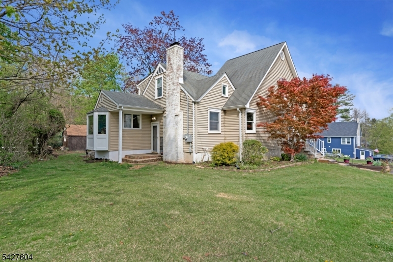 1939 Fieldstone Road Bridgewater, NJ 08836 - Photo 4 of 35
