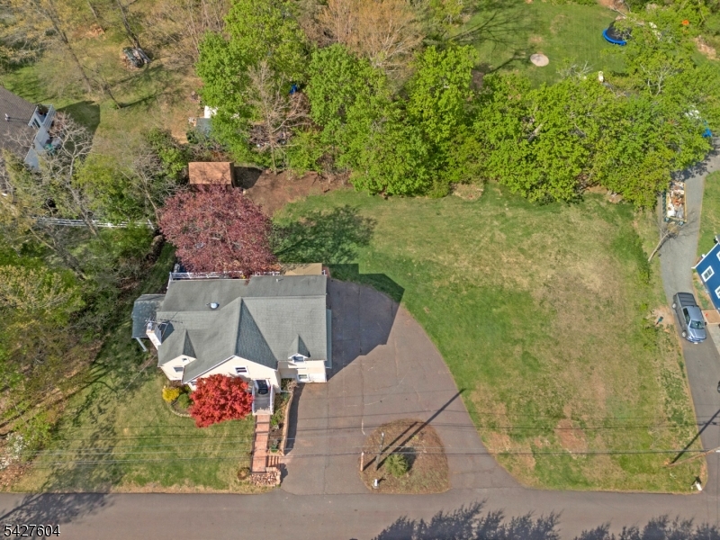 1939 Fieldstone Road Bridgewater, NJ 08836 - Photo 6 of 35