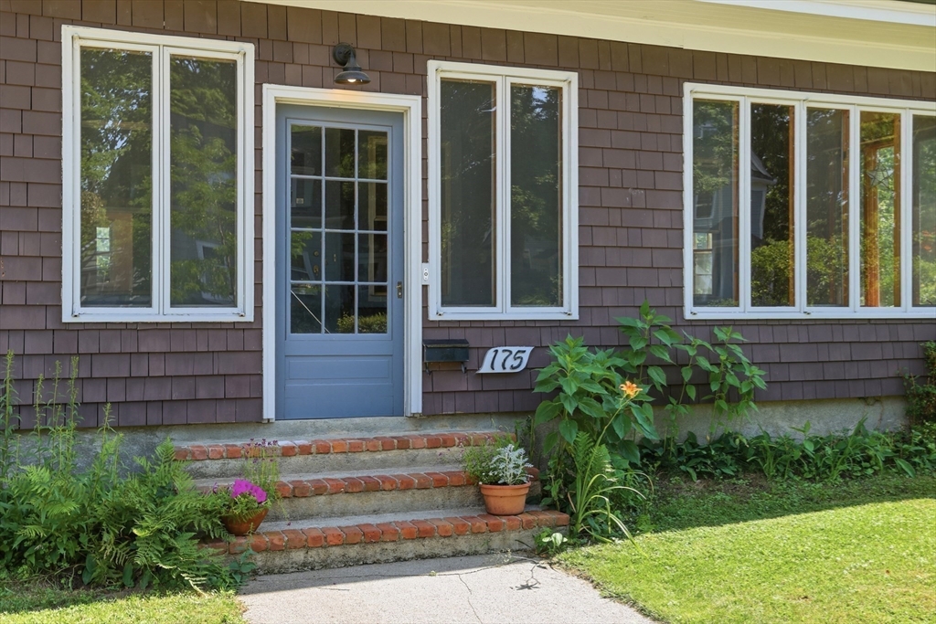 175 Central Street Concord, MA 01742 - Photo 32 of 34
