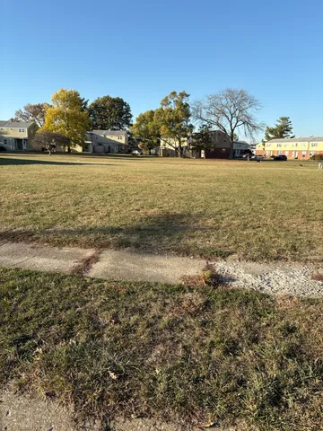 $25,000 | 207 Marco Drive, Rantoul, IL 61866